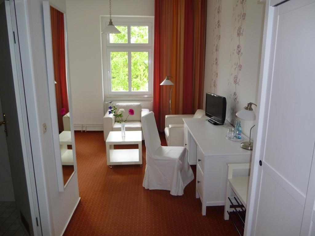 Hotel Adler Greifswald Rom bilde